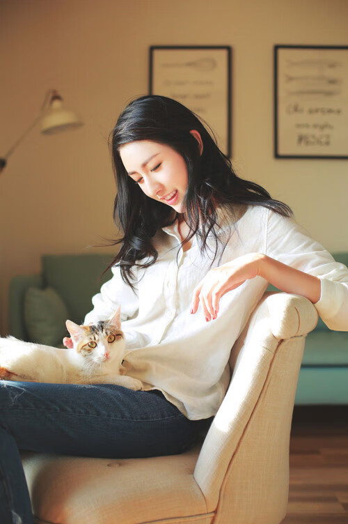 当詹姆斯降临中超,一场足球赛的意外主角与身份谜题