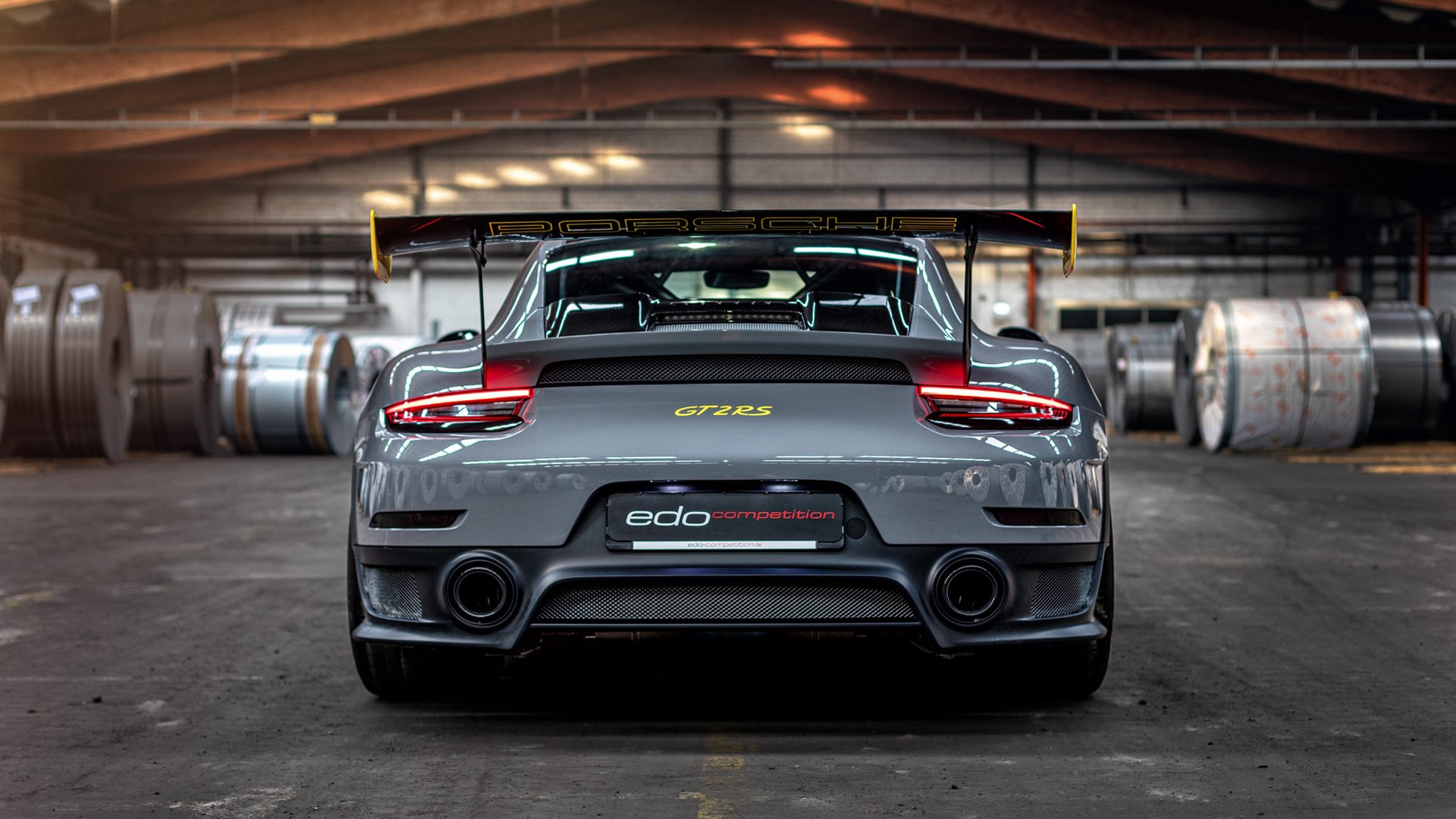 绿茵交响与一剑封喉，论掌控的艺术与终结的冷酷